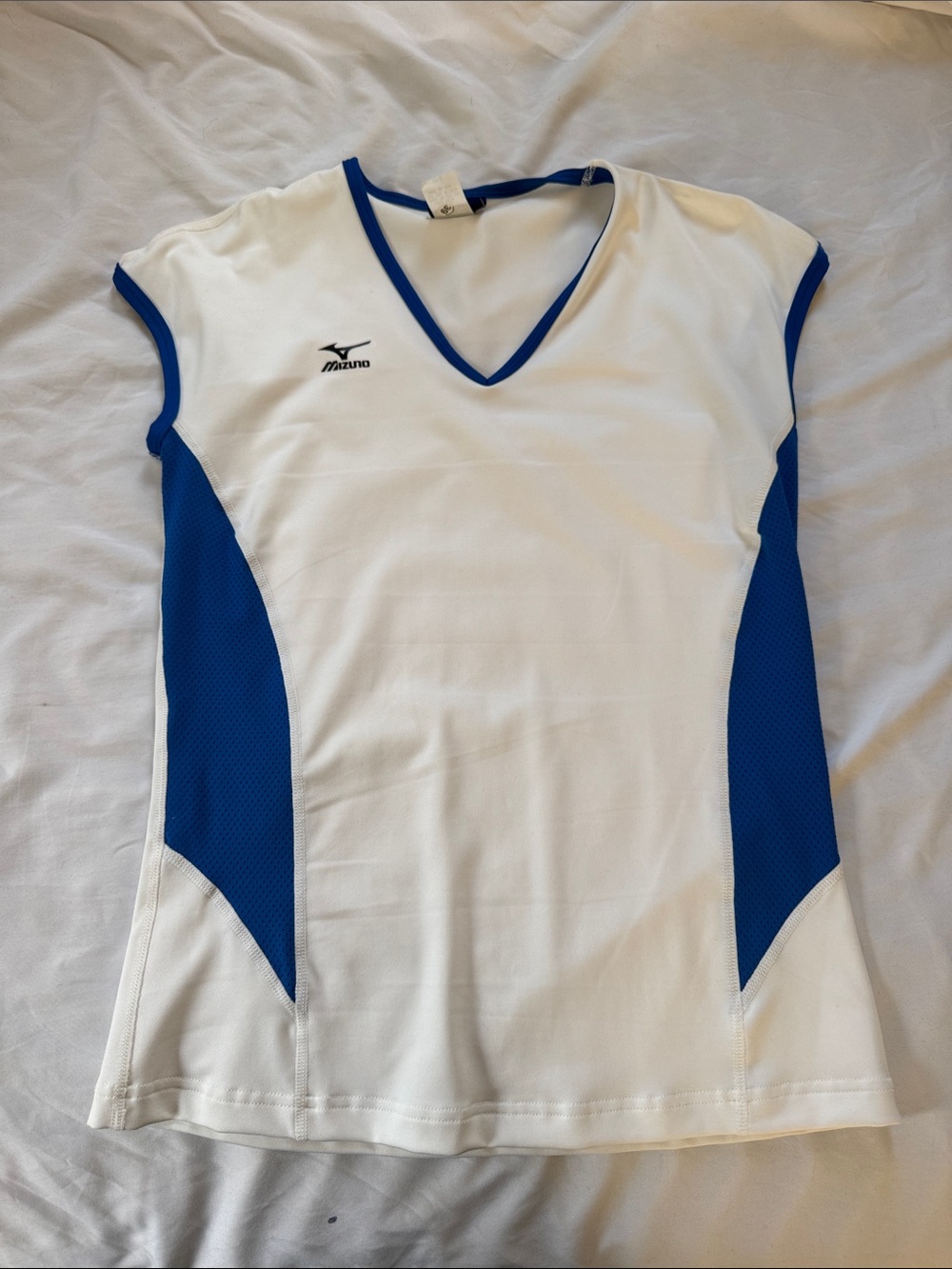 Mizuno White and Blue Women's Athletic V-Neck Shirt
